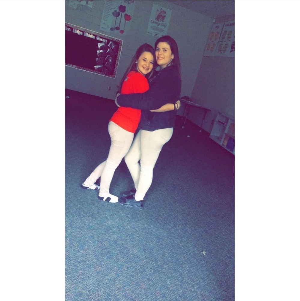 Meet your Posher, Halee