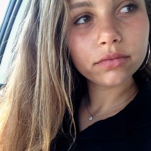 Meet your Posher, Sofia