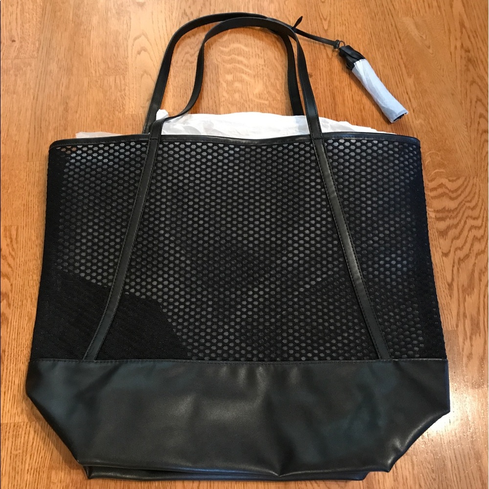 VS Mesh Tote - Picture 4 of 5