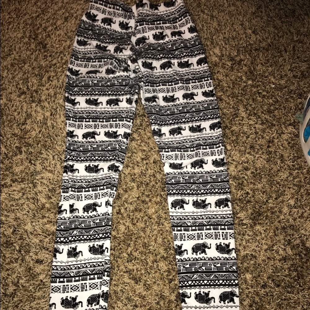 patterned leggings