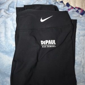 brand new nike cropped leggings