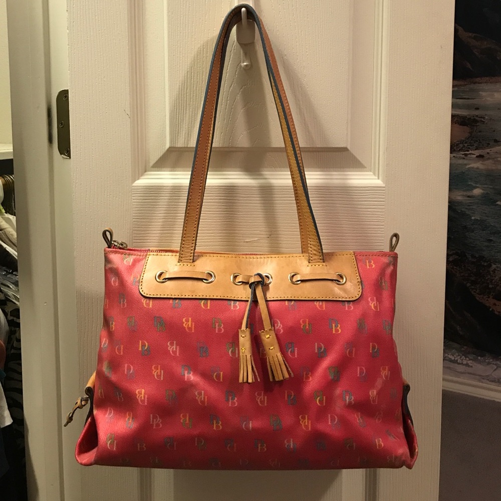 [Dooney & Bourke] purse