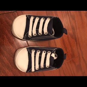 Baby Boy Blue 0-3 Months Soft Shoes! Baby on Sides
