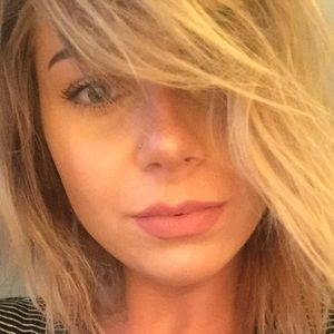 Meet your Posher, Yelena