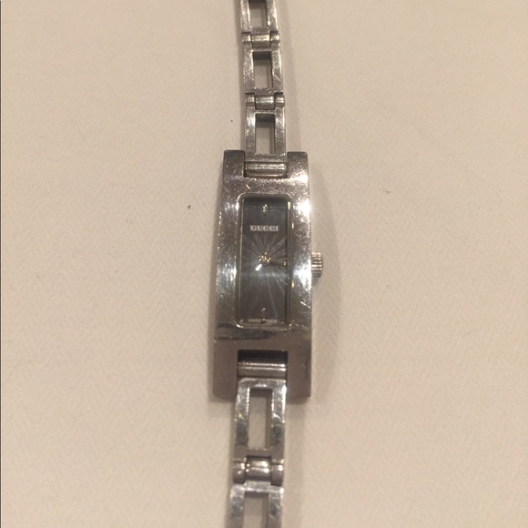 GUCCI WATCH