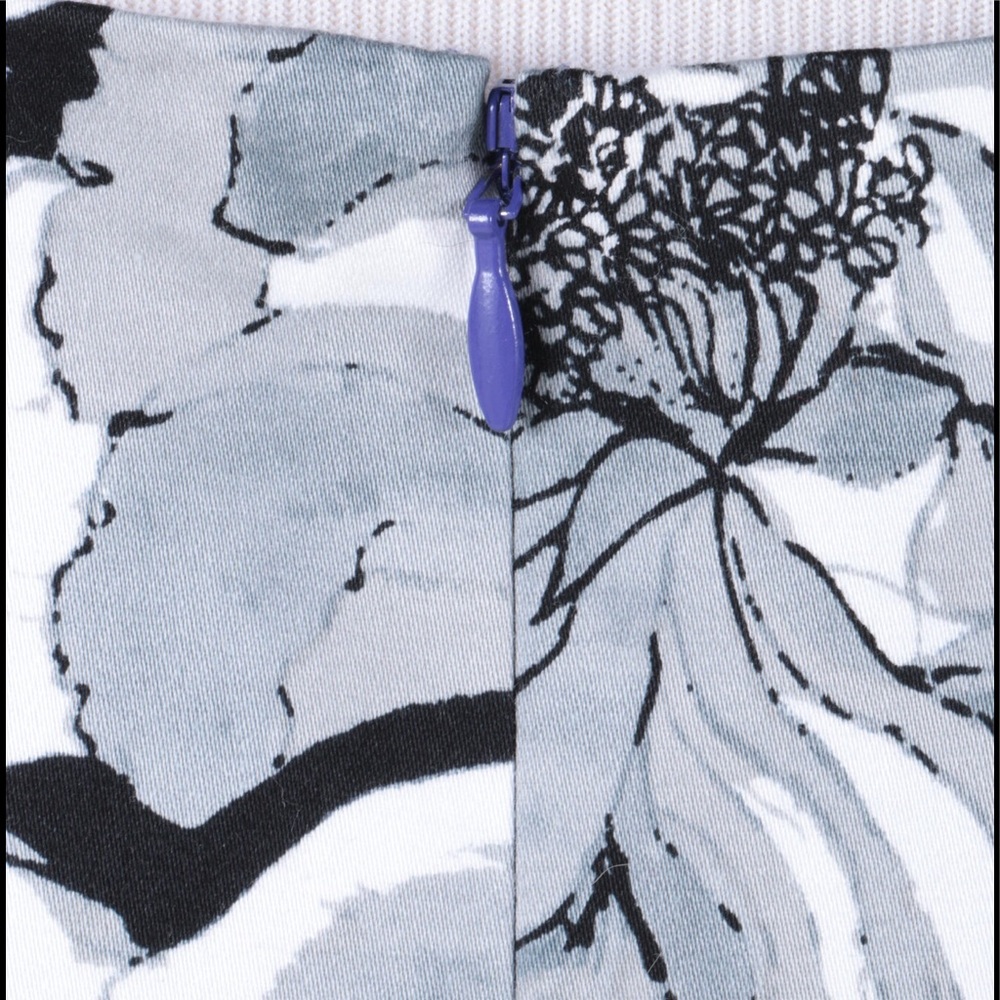 NWT TAHARI Purple orchid floral halter dress - Picture 5 of 8