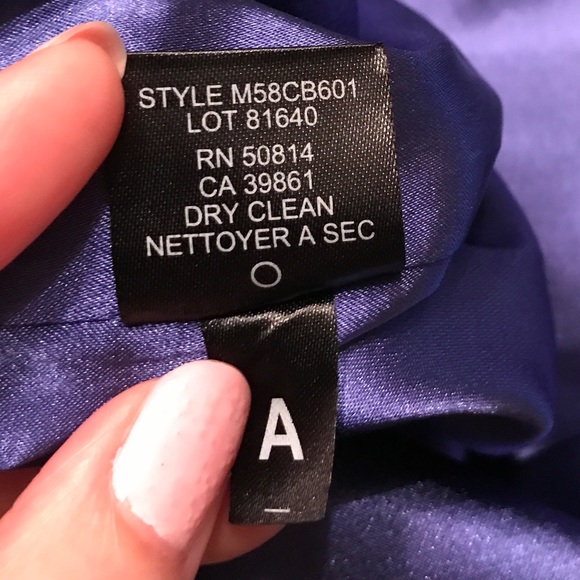 NWT TAHARI Purple orchid floral halter dress - Picture 8 of 8