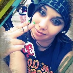 Meet your Posher, Ambyr