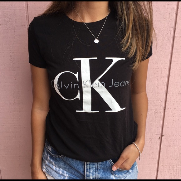 Urban Outfitters Tops - Calvin Klein t-shirt