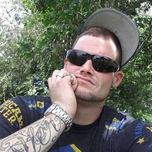 Meet your Posher, Clay