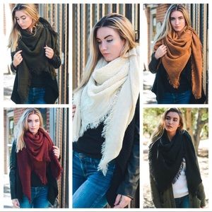 ❤️PREORDER❤️Scarves