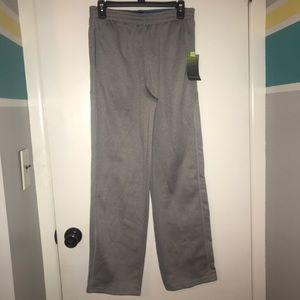 Kids gray sweat pants size XL