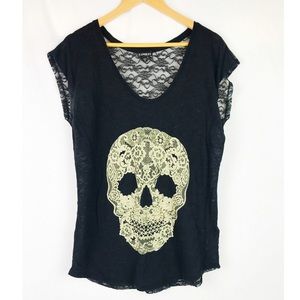 🖤🖤🖤Express Graphic Oversize Tee Lace Skull Top