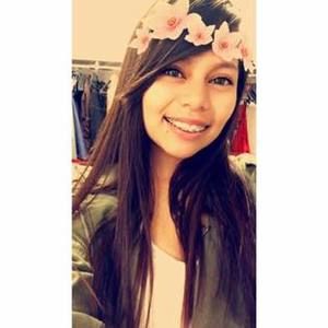 Meet your Posher, Areli