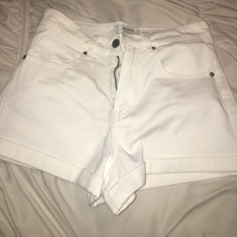 white high waisted shorts