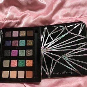 Urban Decay Vice palette with case