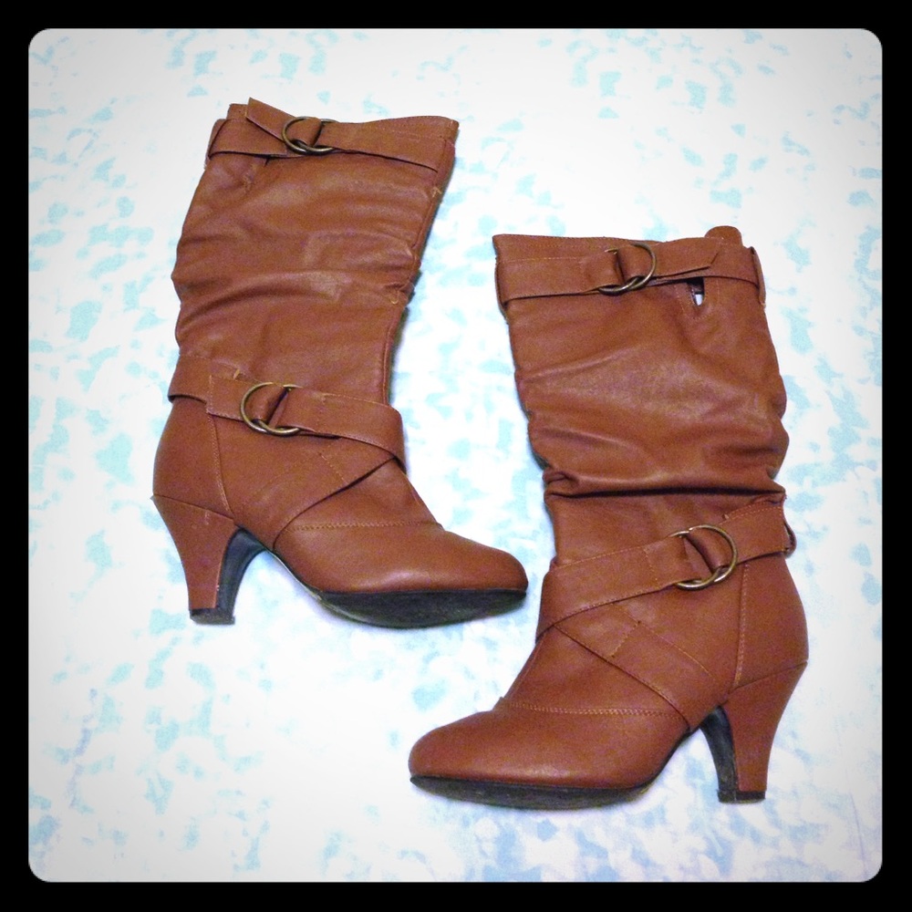 🍒SOLD🍒 Brown Buckle Boots