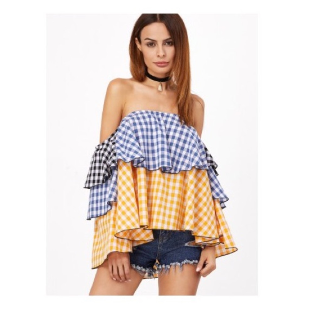 🔥In Demand- Gangnam style plaid ruffle shirt