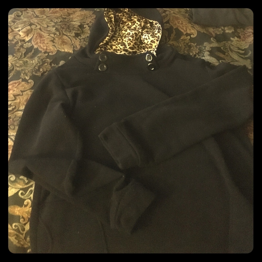 FineJo - Black & Cheetah Hoodie