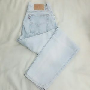Vintage Levi's 550 ("mom jeans")