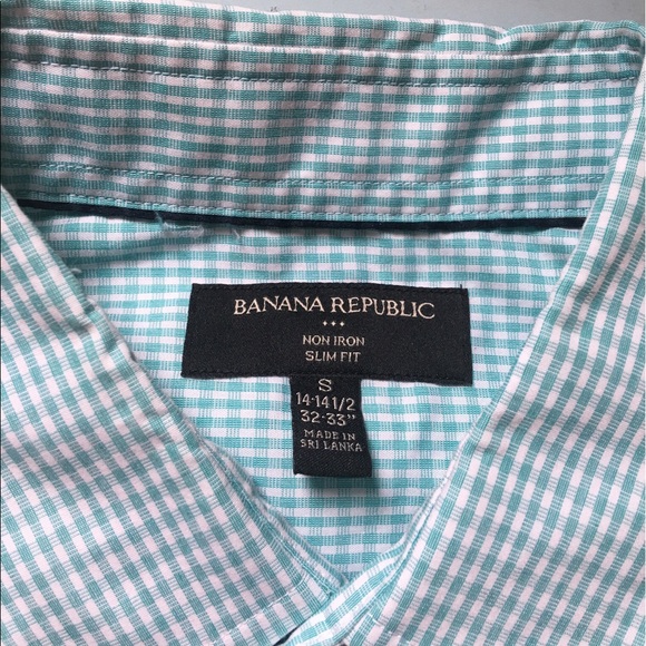 💛Banana 🍌 Republic Bundle!! 2 Shirts💛 - Picture 2 of 8