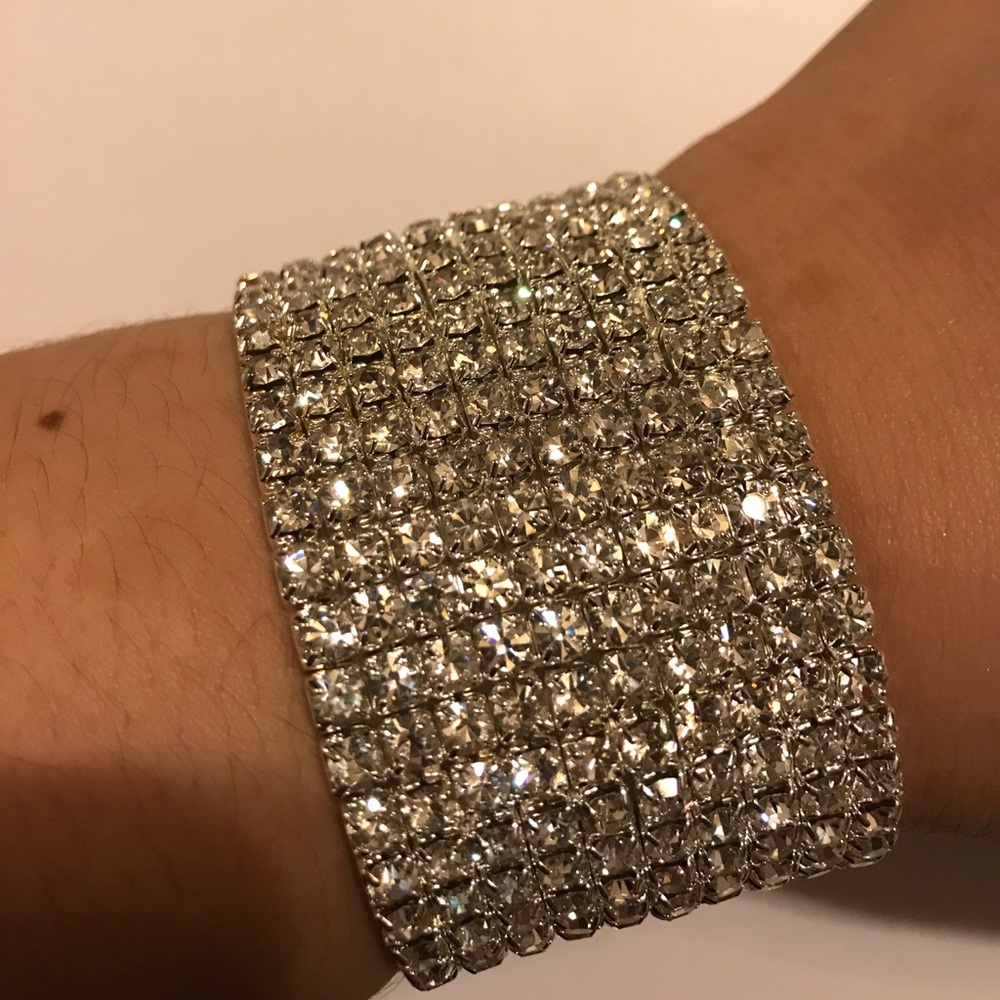 Diamond cuff