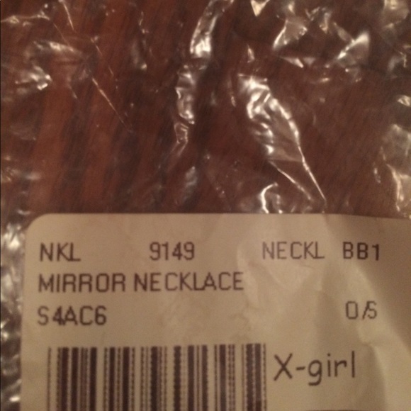 COOL 90'S X-GIRL MIRROR CHAIN NECKLACE - Picture 8 of 8