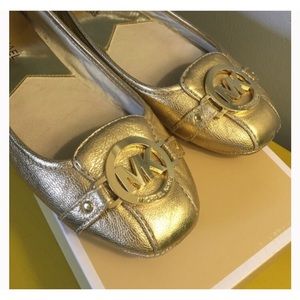 Authentic Michael Kors Gold Ballet Flats 7 1/2✨