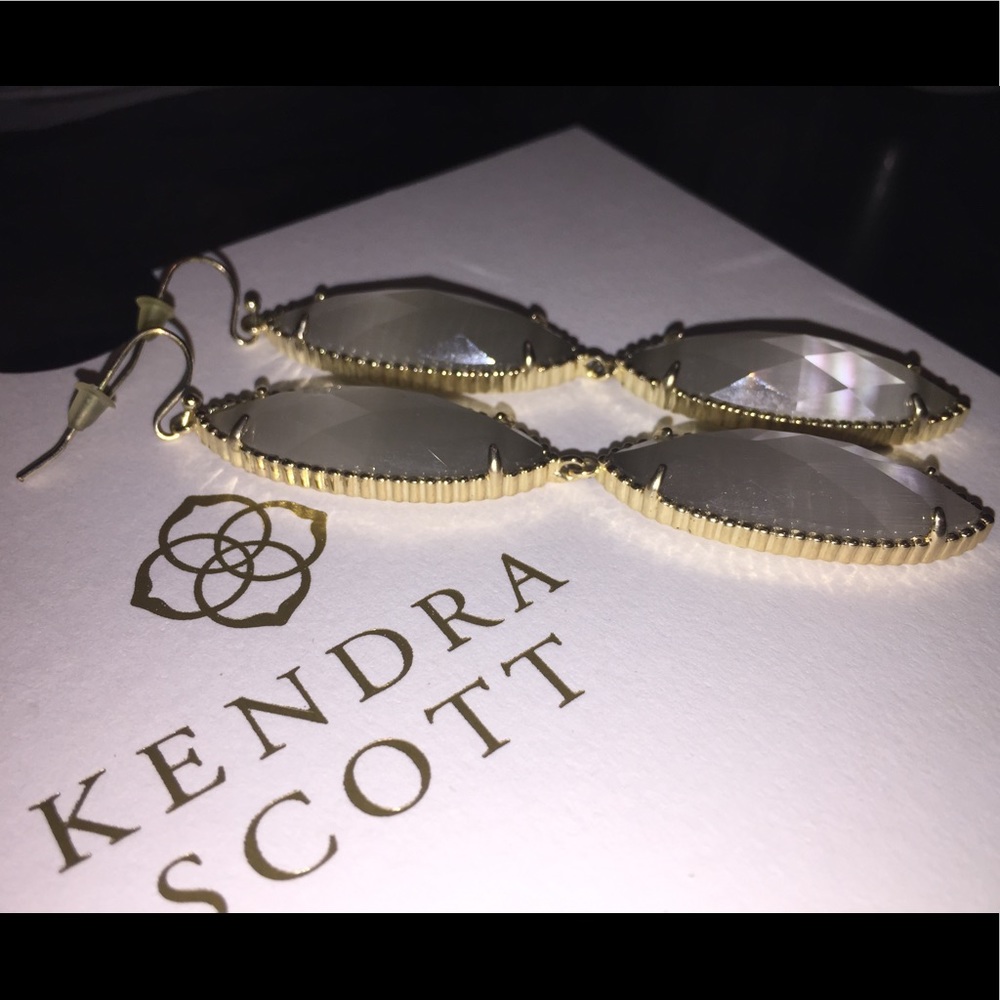Kendra Scott Harrah Earrings