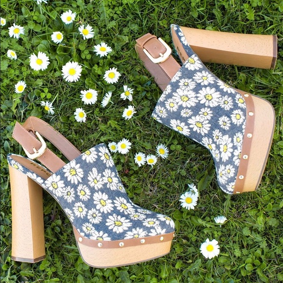 Urban Outfitters Shoes - Happy Daisies Slingback Platform Wooden Clogs