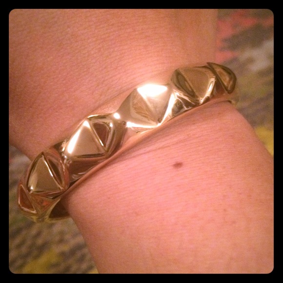 MARCIANO BY GUESS METAL STUD BRACELET - Picture 2 of 5