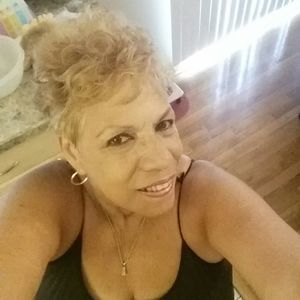 Meet your Posher, Jeanne