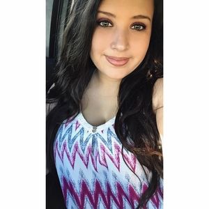 Meet your Posher, Ashley