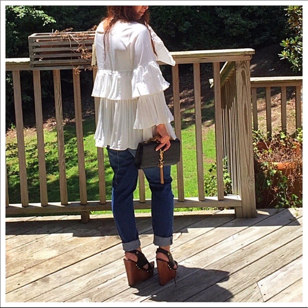 🆕 Paris gorgeous layered top - Picture 3 of 4