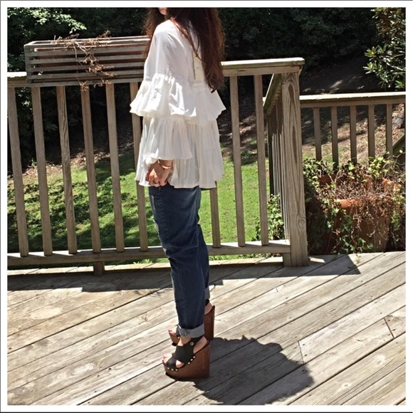 🆕 Paris gorgeous layered top - Picture 4 of 4