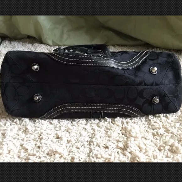 COACH LARGE SOHO BLACK SIGNATURE C BRAIDED SATCHEL - Picture 3 of 8