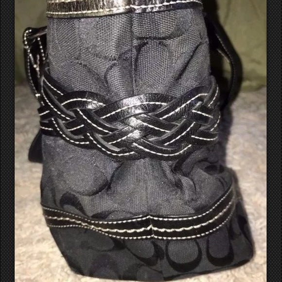 COACH LARGE SOHO BLACK SIGNATURE C BRAIDED SATCHEL - Picture 4 of 8