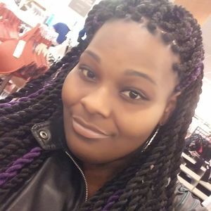 Meet your Posher, Jasmine