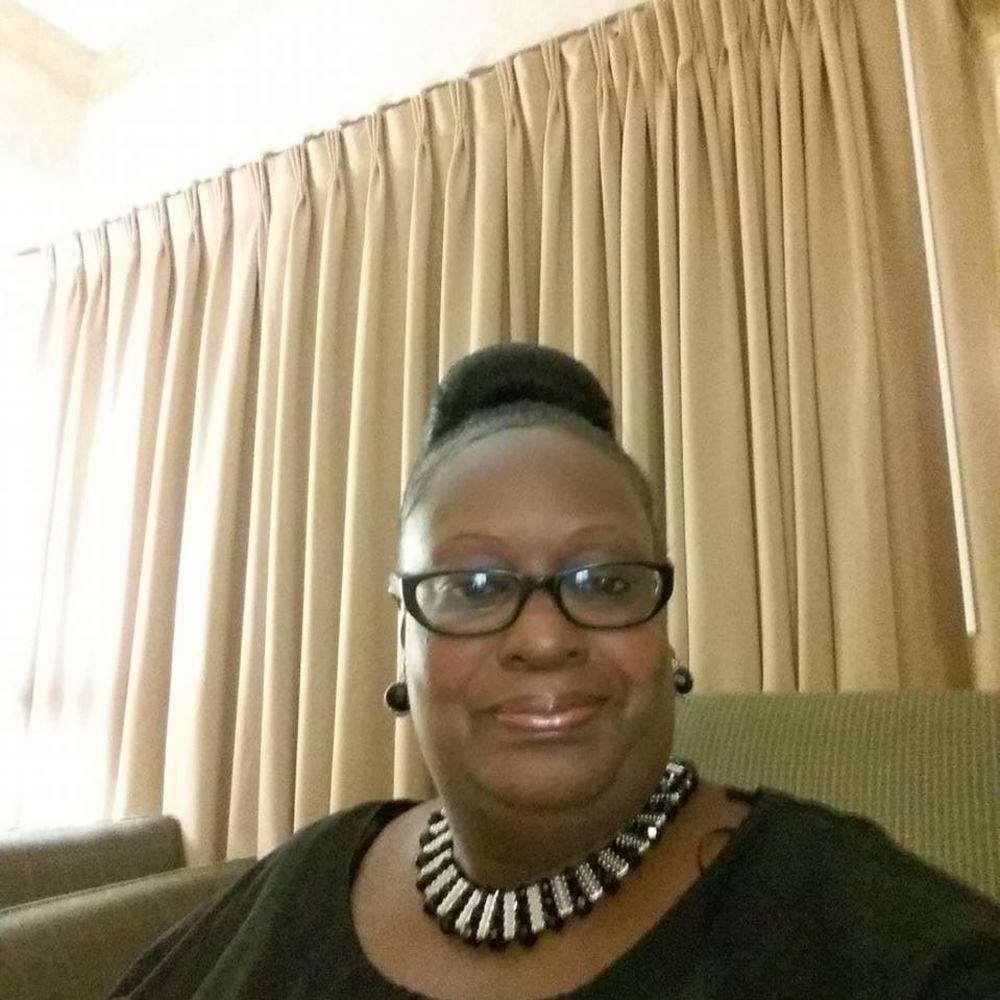 Meet your Posher, Deborah