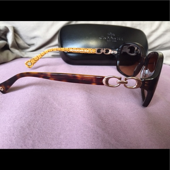 Coach sunglasses - Picture 3 of 3