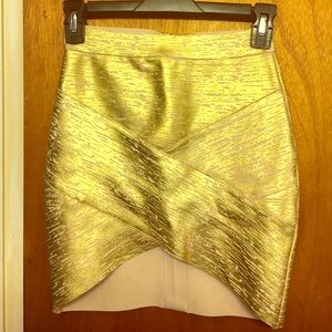 NWT Hot Miami Styles Gold Bandage skirt size Med