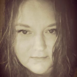 Meet your Posher, Debra