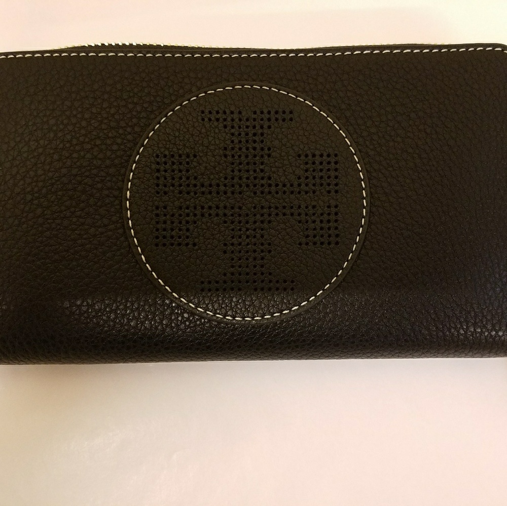 Tory Burch wallet