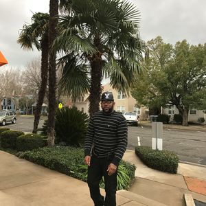 Meet your Posher, Clarence