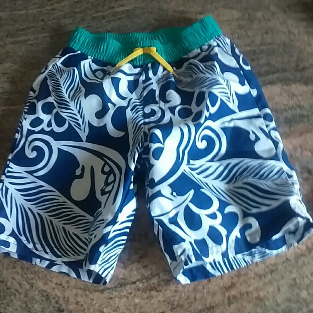 Cute swim shorts ,boy,5 years old