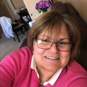 Meet your Posher, Angie