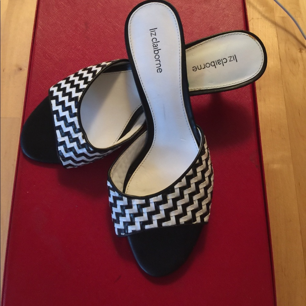 NEW Liz Claiborne slides, s.9M