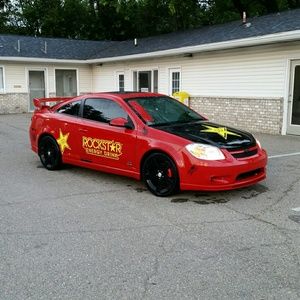 Meet your Posher, Dustin