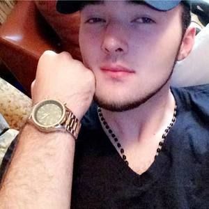 Meet your Posher, Kris