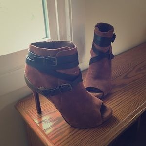 Open toe boots